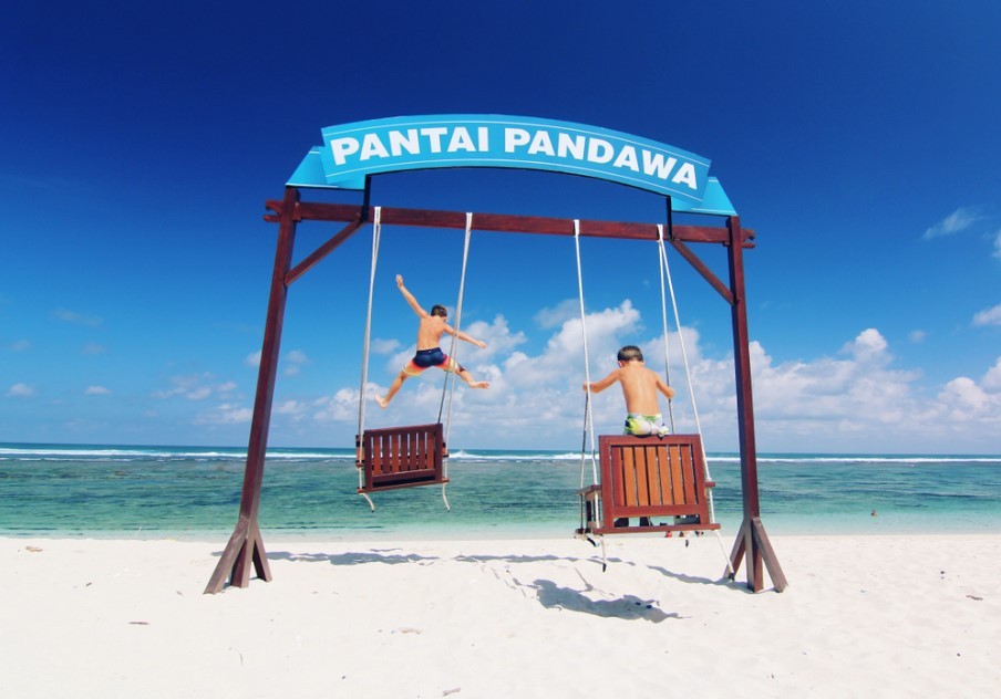 Tour Pantai Pasir Putih